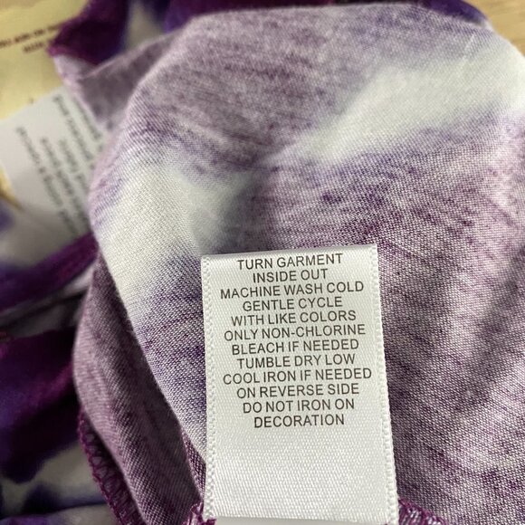 One‎ World Top Large Asymmetrical Multicolored Print Short Sleeve NWT TP-2026 - Picture 9 of 10